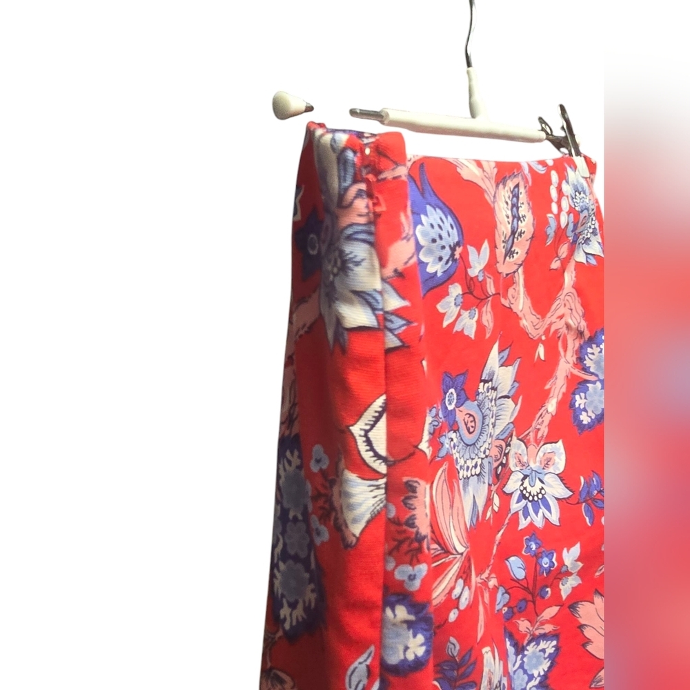 TALBOTS Red White Blue and Pink Floral Print Lined Skirt Sz. 8 - Picture 3 of 8